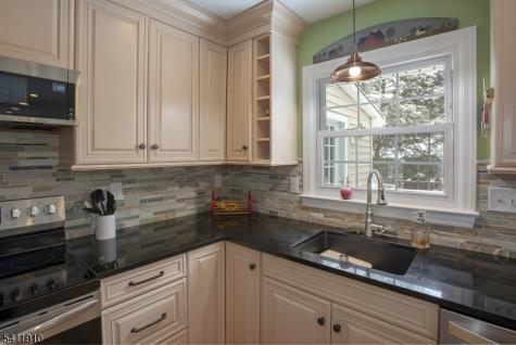 11 Beech Street Byram NJ 07874