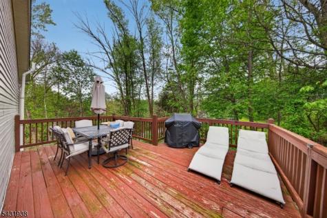 13 Valley Drive Vernon NJ 07418