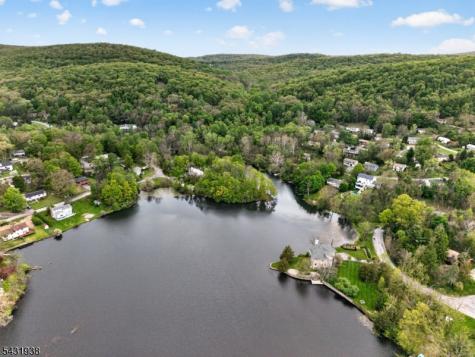 13 Valley Drive Vernon NJ 07418