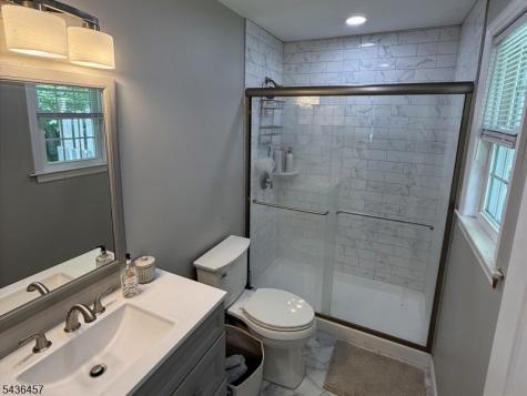 68 Dupont Avenue Hopatcong NJ 07843