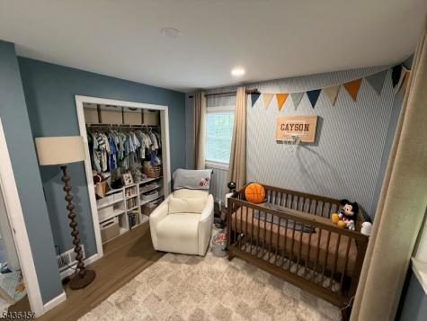 68 Dupont Avenue Hopatcong NJ 07843