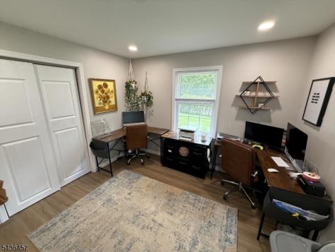 68 Dupont Avenue Hopatcong NJ 07843