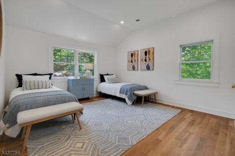 51 Brookside Terrace North Caldwell NJ 07006