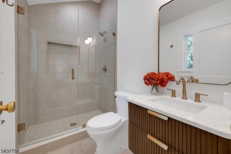 51 Brookside Terrace North Caldwell NJ 07006