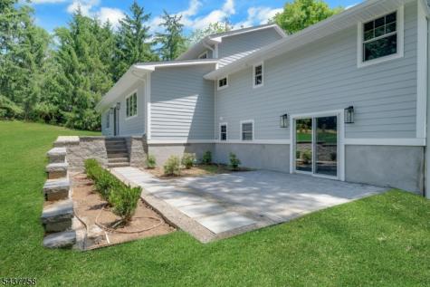 51 Brookside Terrace North Caldwell NJ 07006