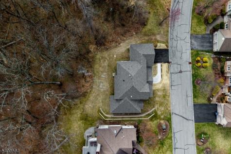 29 Bracken Hill Road Hardyston NJ 07419