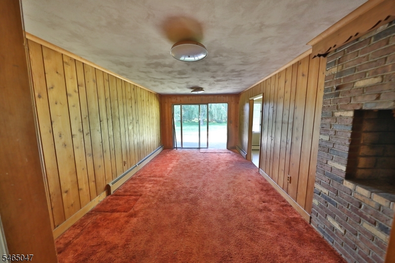 9 Brantwood Estates Mansfield NJ 07840
