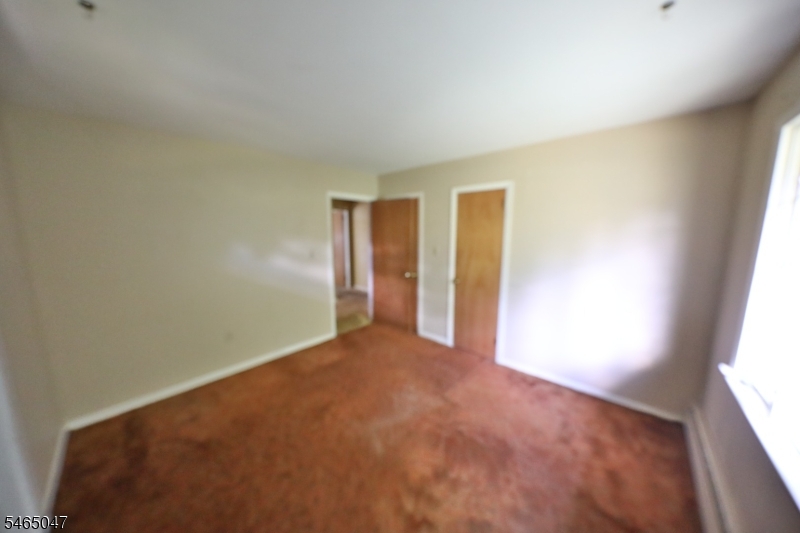 9 Brantwood Estates Mansfield NJ 07840