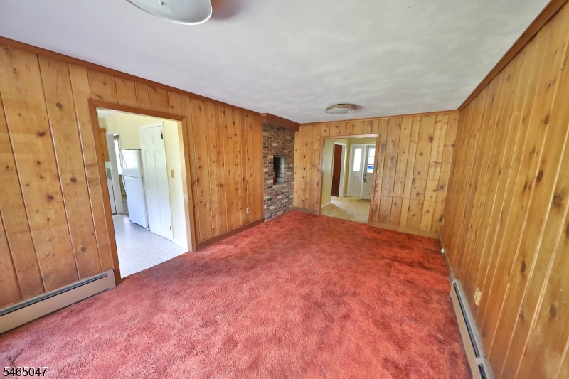 9 Brantwood Estates Mansfield NJ 07840