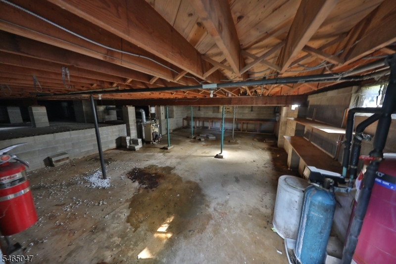 9 Brantwood Estates Mansfield NJ 07840