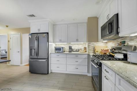 25 Veterans Place North Arlington NJ 07031