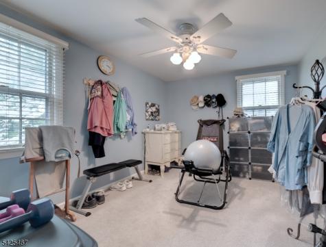 27 Longacre Drive Livingston NJ 07039