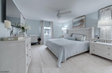 27 Longacre Drive Livingston NJ 07039