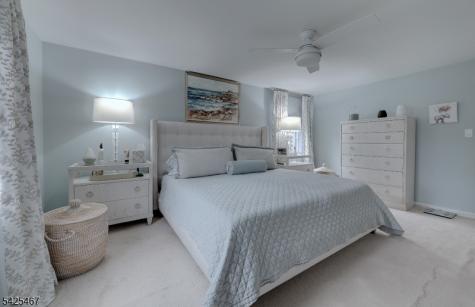 27 Longacre Drive Livingston NJ 07039