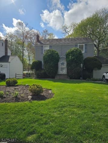 27 Longacre Drive Livingston NJ 07039