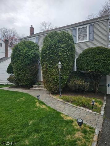 27 Longacre Drive Livingston NJ 07039