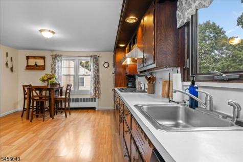 7 Ridgewood Road Franklin NJ 07416