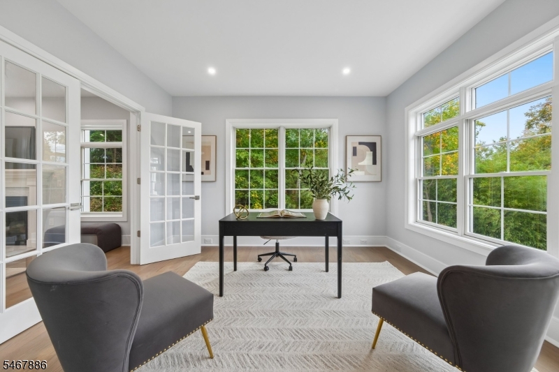 354 Beaufort Avenue Livingston NJ 07039