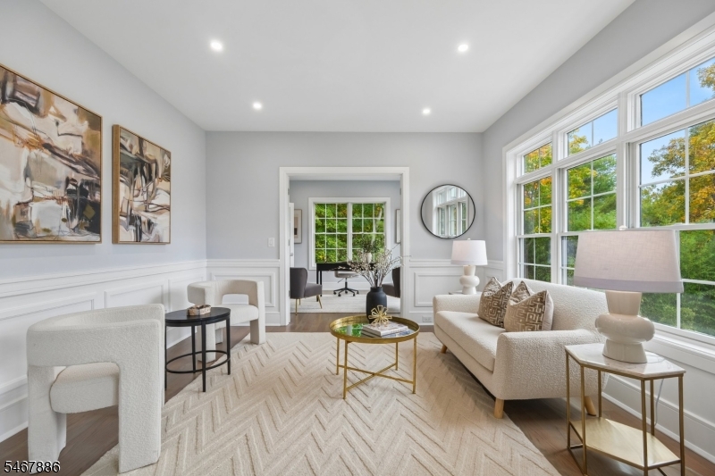 354 Beaufort Avenue Livingston NJ 07039