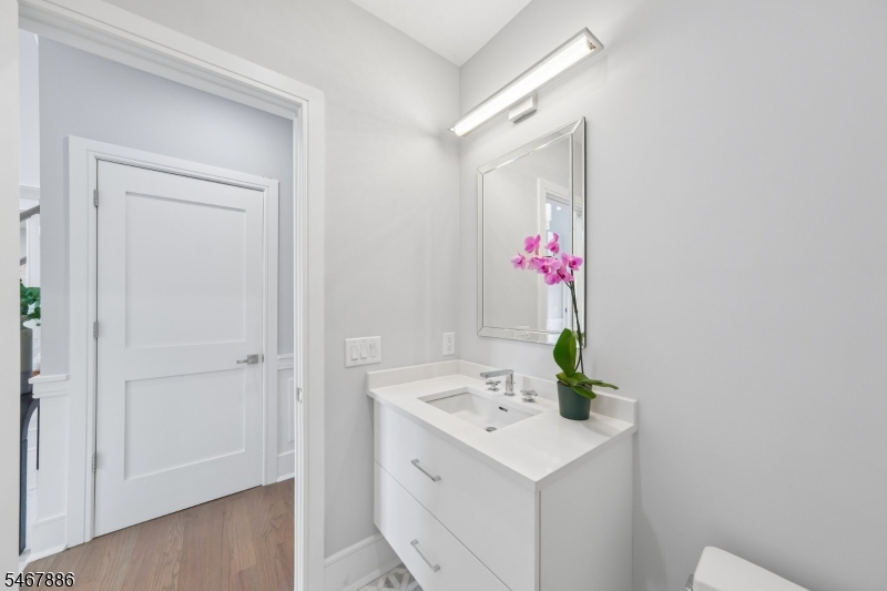 354 Beaufort Avenue Livingston NJ 07039