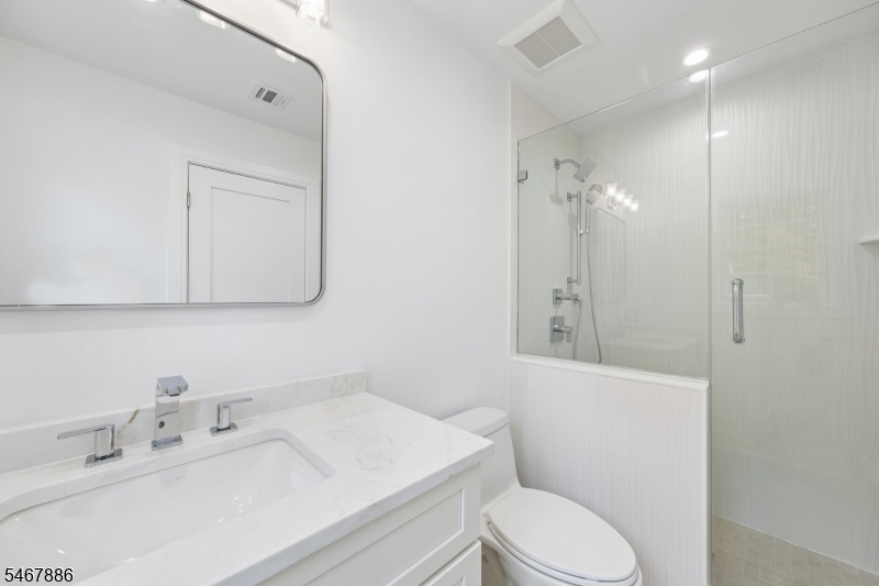 354 Beaufort Avenue Livingston NJ 07039