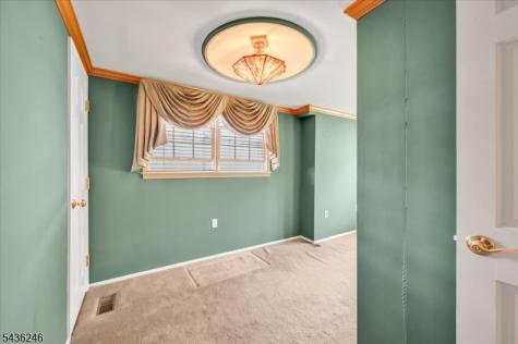 1097 Cambridge Lane Bridgewater NJ 08807