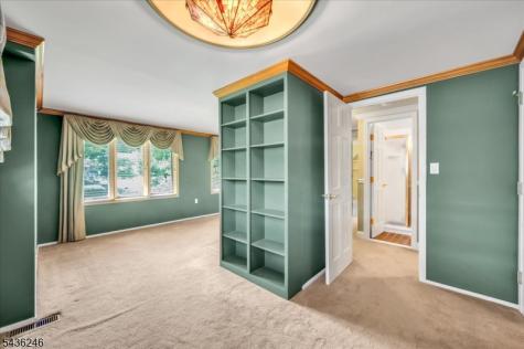 1097 Cambridge Lane Bridgewater NJ 08807