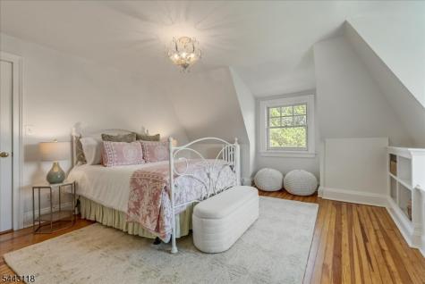 139 Gates Avenue Montclair NJ 07042