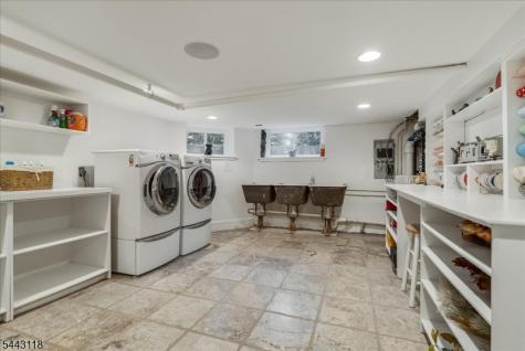 139 Gates Avenue Montclair NJ 07042
