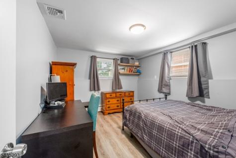 16 Sioux Trail Denville NJ 07834