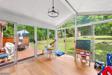 16 Sioux Trail Denville NJ 07834