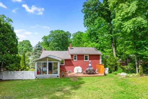16 Sioux Trail Denville NJ 07834