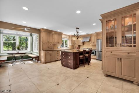 70 Forest Hills Way Cedar Grove NJ 07009
