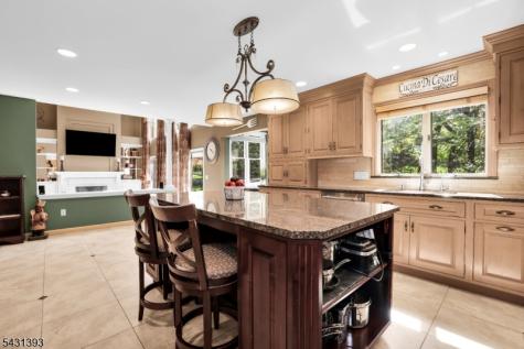 70 Forest Hills Way Cedar Grove NJ 07009
