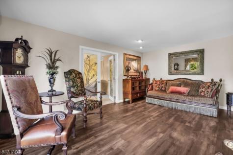 70 Forest Hills Way Cedar Grove NJ 07009