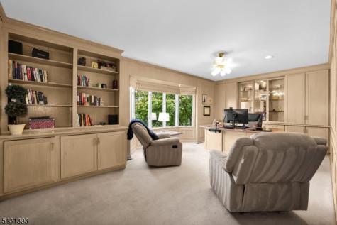 70 Forest Hills Way Cedar Grove NJ 07009
