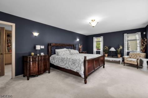 70 Forest Hills Way Cedar Grove NJ 07009