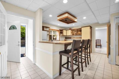 70 Forest Hills Way Cedar Grove NJ 07009
