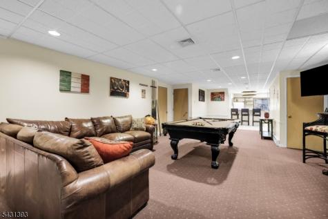 70 Forest Hills Way Cedar Grove NJ 07009