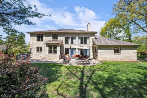 70 Forest Hills Way Cedar Grove NJ 07009