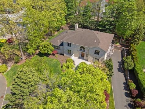 70 Forest Hills Way Cedar Grove NJ 07009