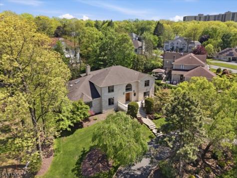 70 Forest Hills Way Cedar Grove NJ 07009