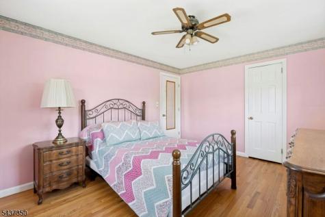 12 Evelyn Place East Hanover NJ 07936