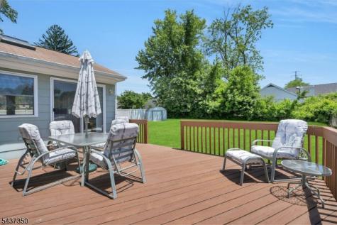 12 Evelyn Place East Hanover NJ 07936