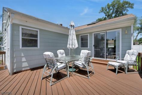 12 Evelyn Place East Hanover NJ 07936