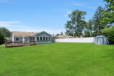 12 Evelyn Place East Hanover NJ 07936
