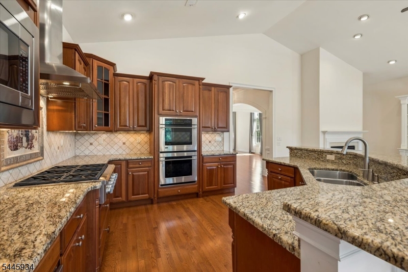14 Johns Drive Warren NJ 07059