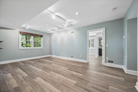 29 Hillside Terrace Bernards NJ 07920