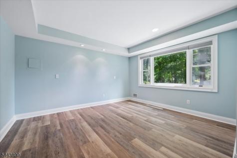 29 Hillside Terrace Bernards NJ 07920