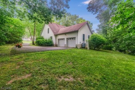 11 Minisink Drive Montague NJ 07827
